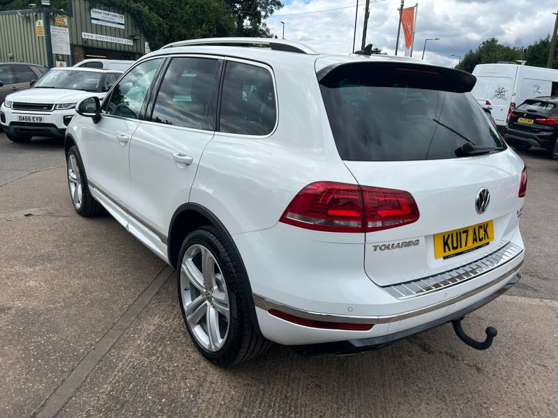 VOLKSWAGEN TOUAREG V6 R-LINE PLUS TDI BLUEMOTION TECHNOLOGY - 2518 - 3