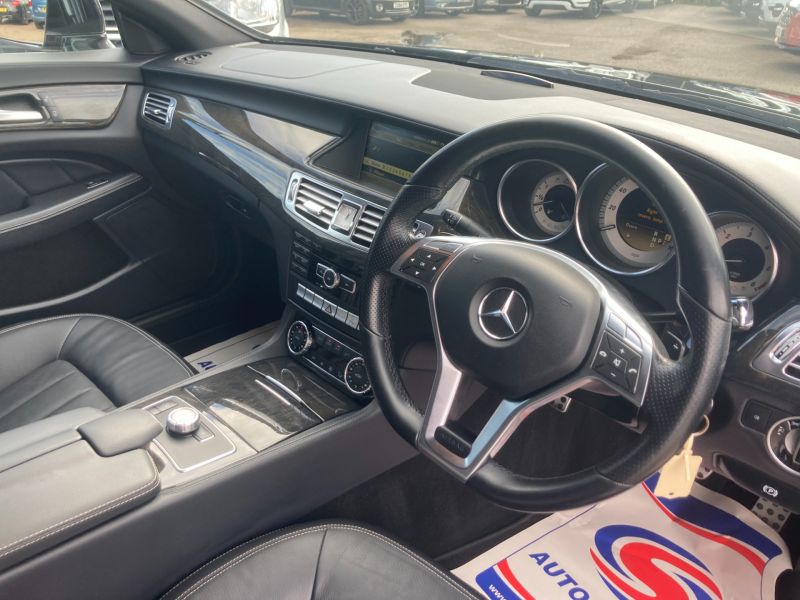 MERCEDES CLS CLS350 CDI SPORT AMG - 2585 - 14