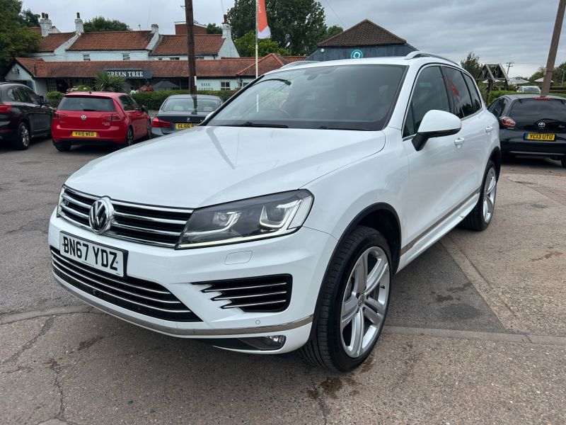 VOLKSWAGEN TOUAREG V6 R-LINE PLUS TDI BLUEMOTION TECHNOLOGY - 2539 - 1