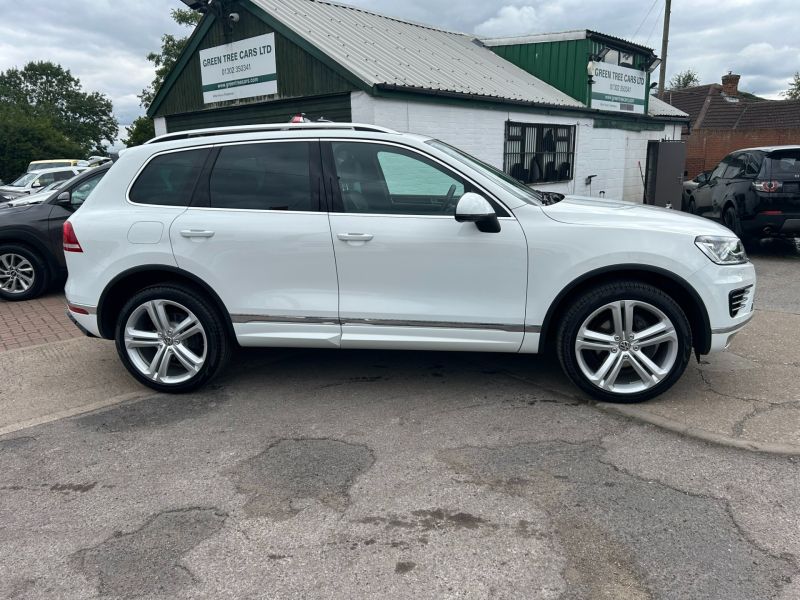 VOLKSWAGEN TOUAREG V6 R-LINE PLUS TDI BLUEMOTION TECHNOLOGY - 2518 - 7