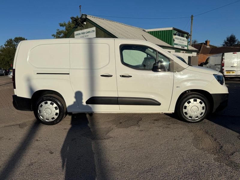 VAUXHALL COMBO L2H1 2300 EDITION S/S - 2589 - 7