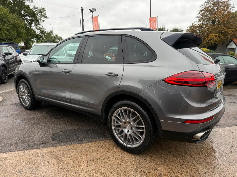 PORSCHE CAYENNE D V6 TIPTRONIC S - 2602 - 4