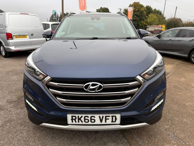 HYUNDAI TUCSON CRDI PREMIUM SE - 2634 - 6