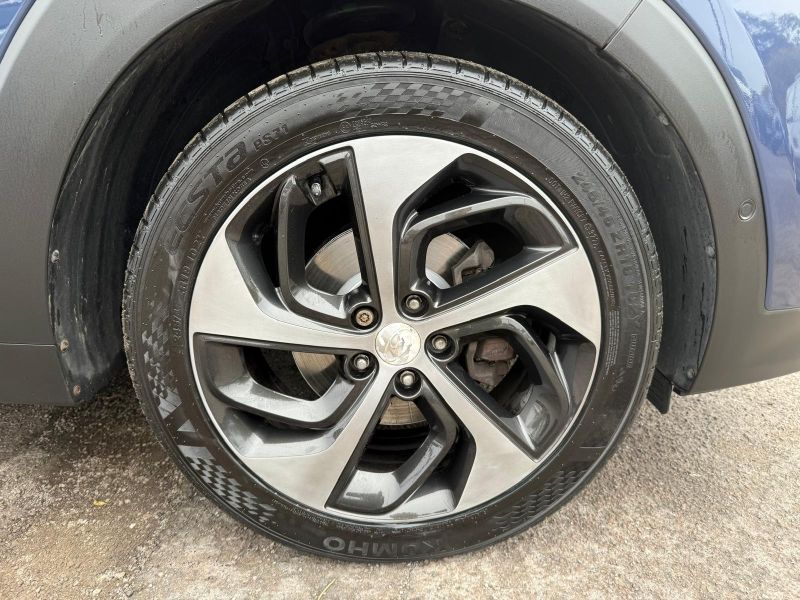 HYUNDAI TUCSON CRDI PREMIUM SE - 2634 - 8