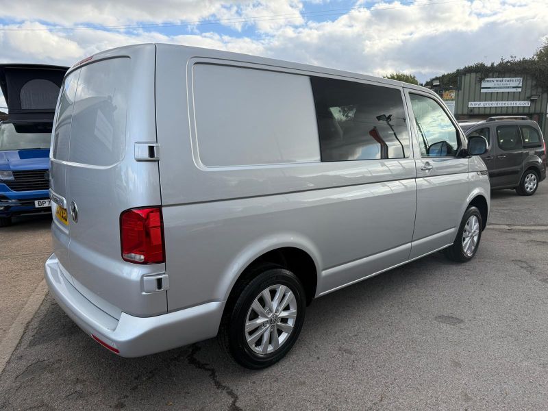 VOLKSWAGEN TRANSPORTER T28 TDI P/V HIGHLINE - 2630 - 4