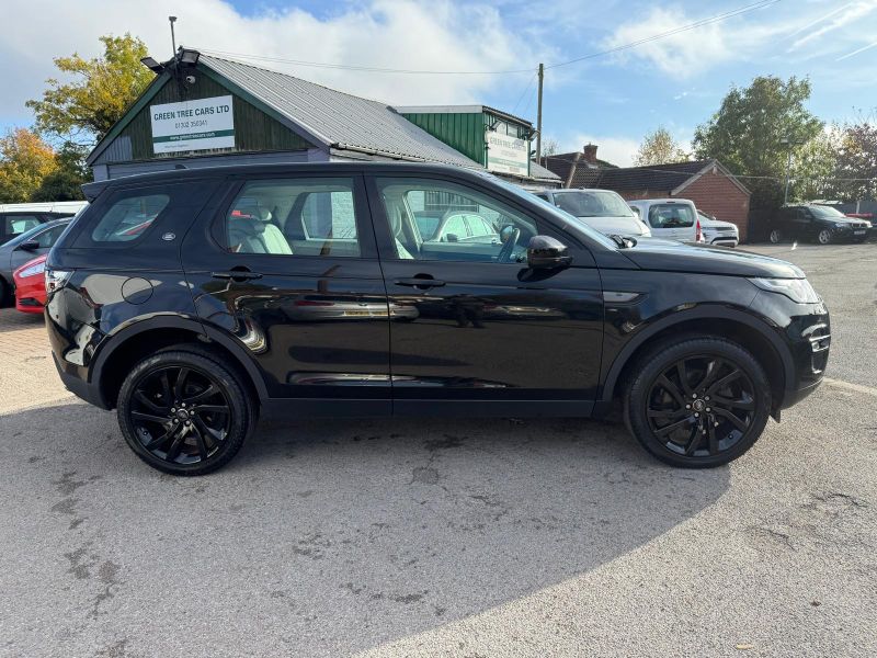 LAND ROVER DISCOVERY SPORT SD4 SE TECH - 2628 - 7