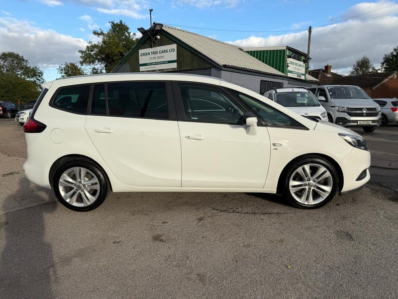 VAUXHALL ZAFIRA TOURER SRI - 2603 - 6